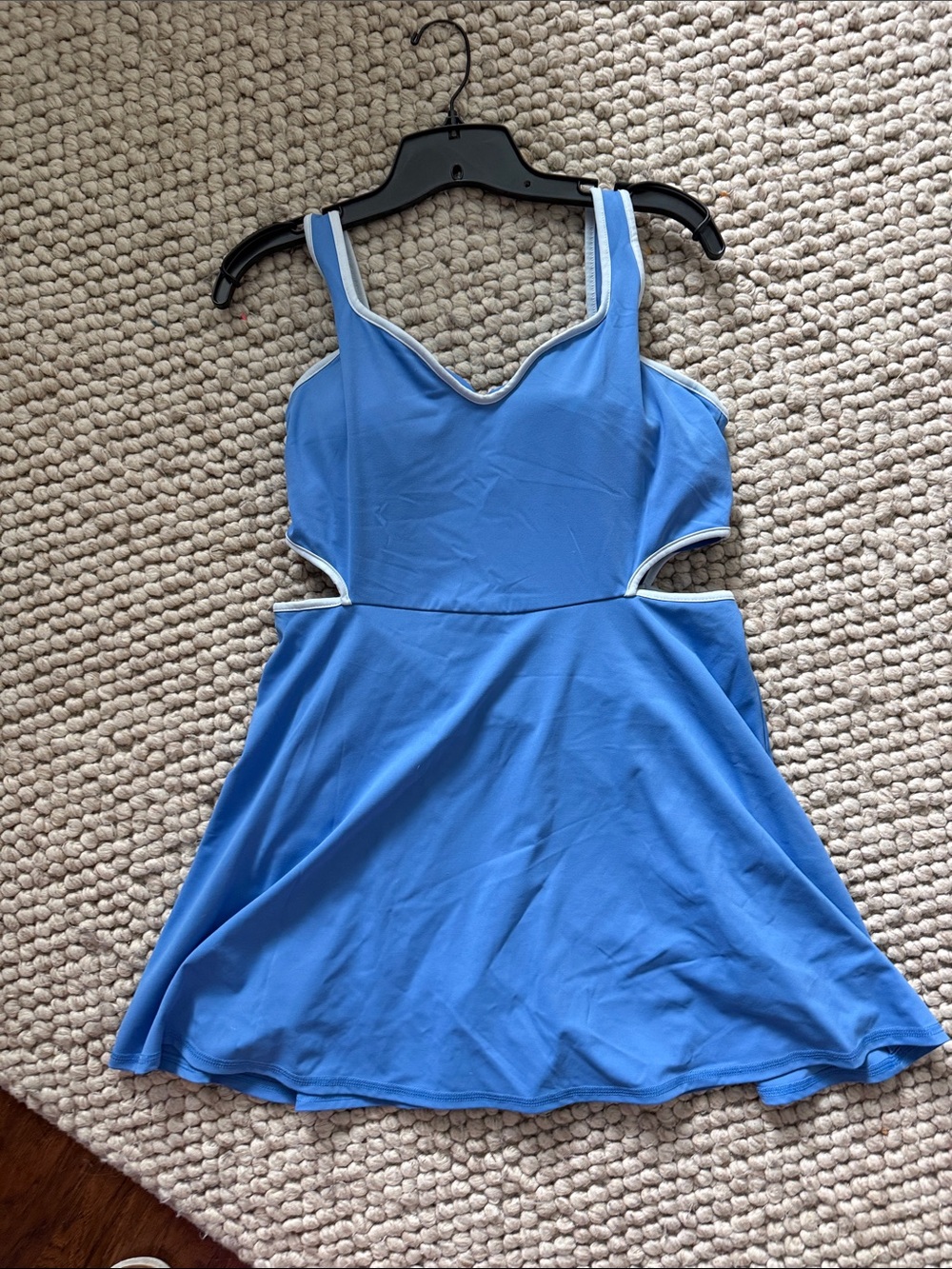 Blue Cutout Sportdress with White Trim - Picture 7 of 9